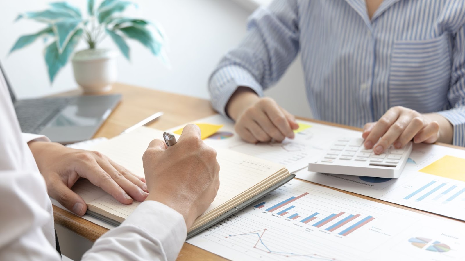 Managing Your Finances: An Introduction to Outsourcing